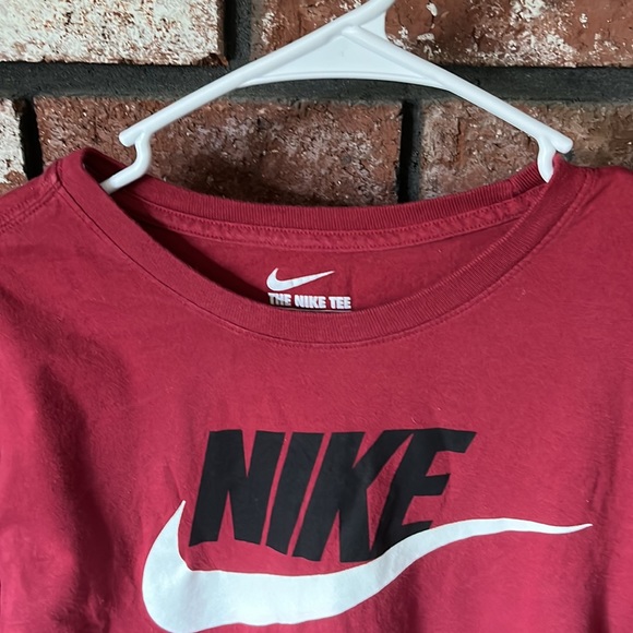 Men’s long-sleeved Nike T-shirt. Size L. Maroon. - Picture 2 of 3